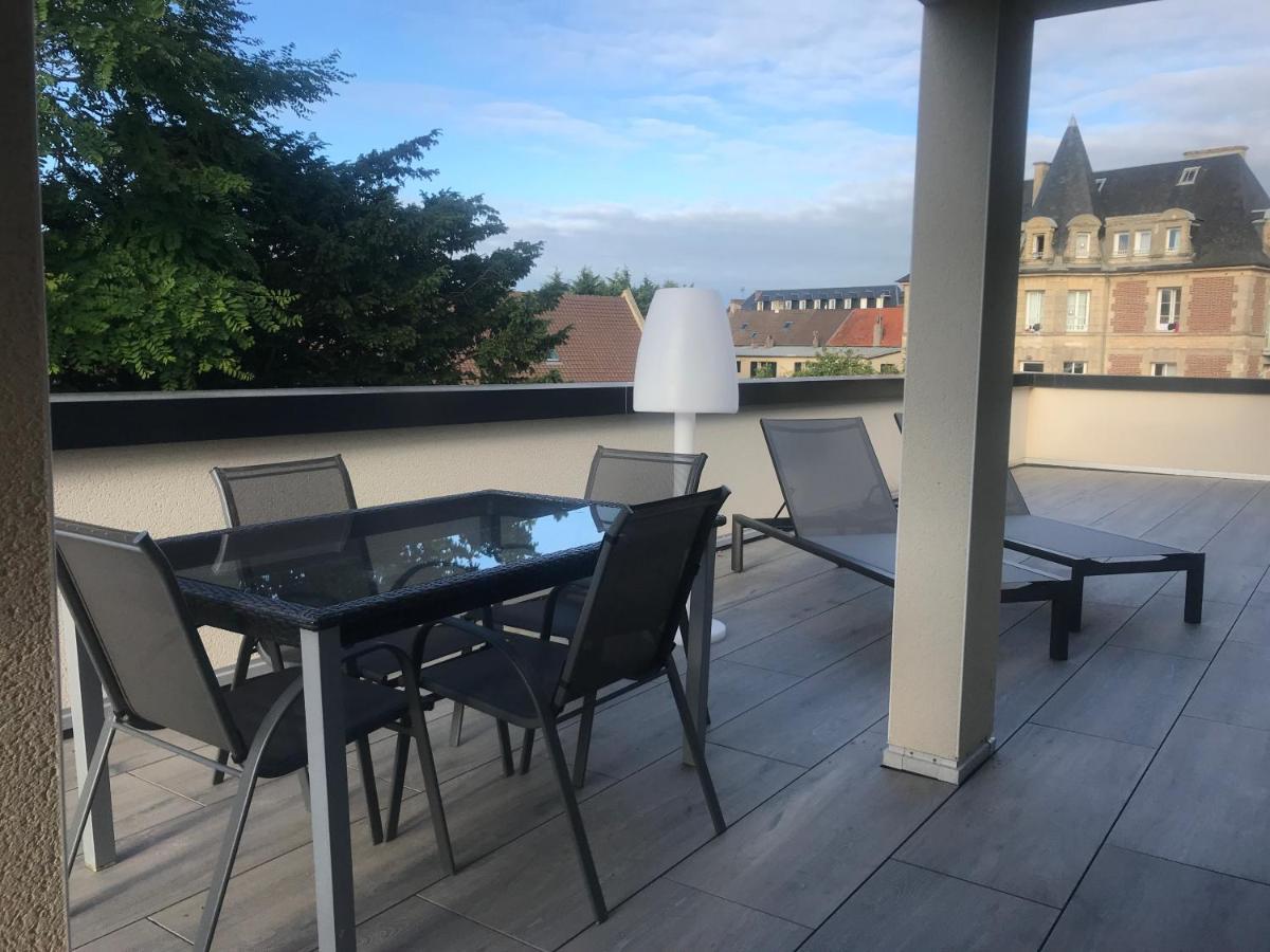 Aux Gres Des Vagues Apartment Lion-sur-Mer Luaran gambar
