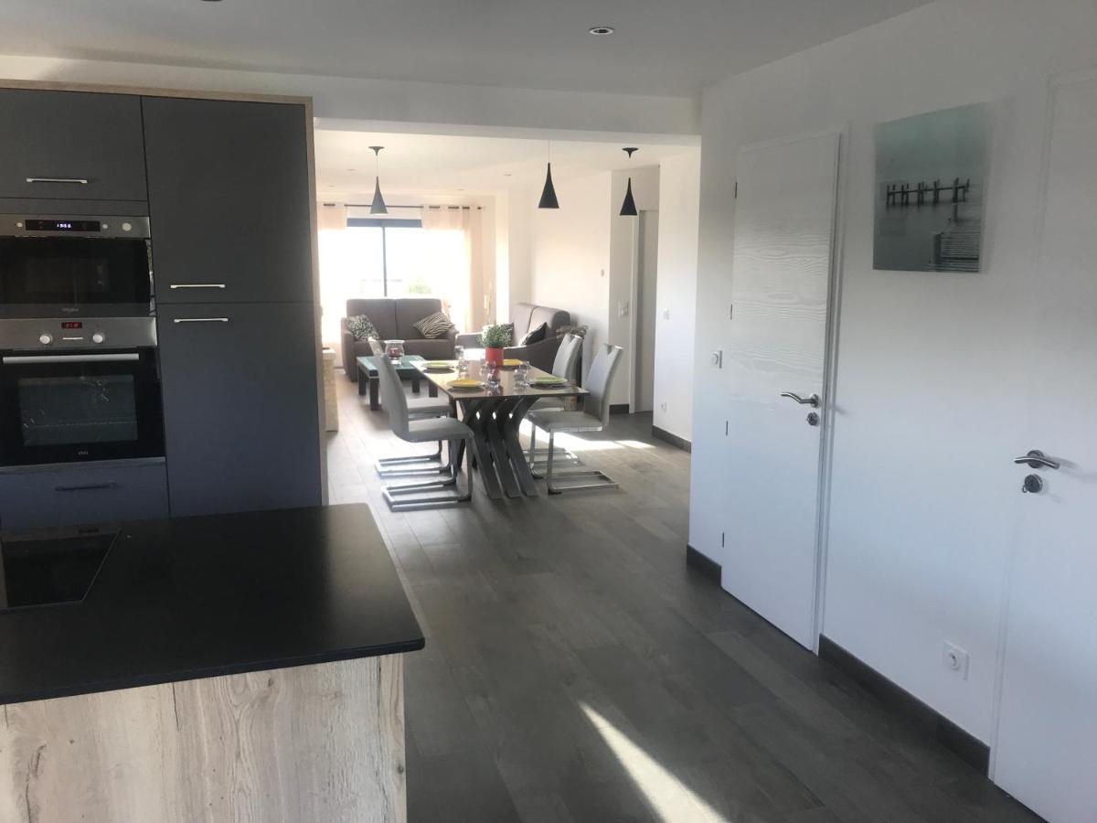 Aux Gres Des Vagues Apartment Lion-sur-Mer Luaran gambar